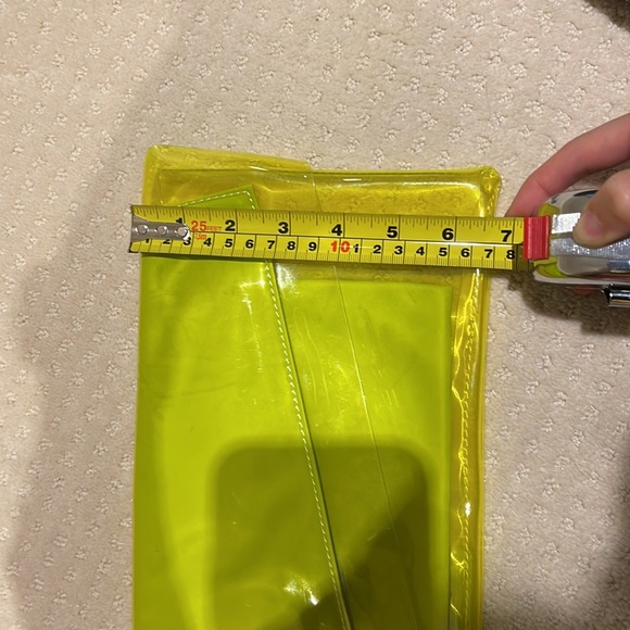 BCBGMAXAZRIA lady clutch,unique design and colour. Size in 42cm*17.5cm. - Picture 7 of 7